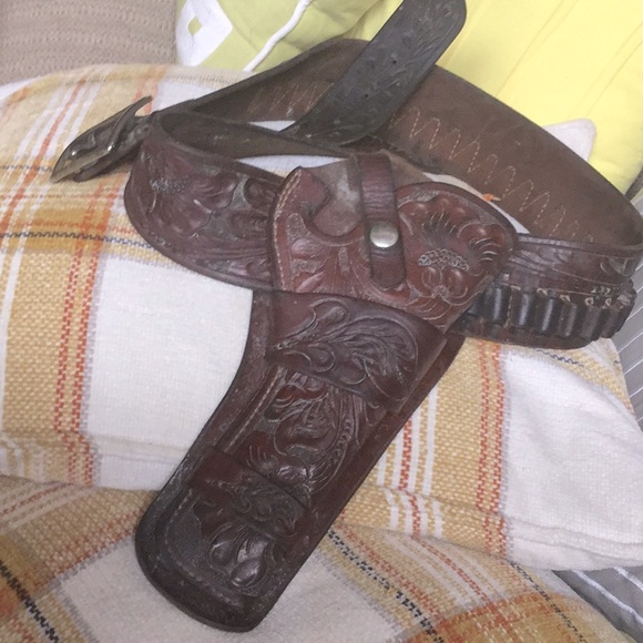 Other - Vintage Visalia tooled cowboy holster tooled leather ranch cowgirl chic rodeo